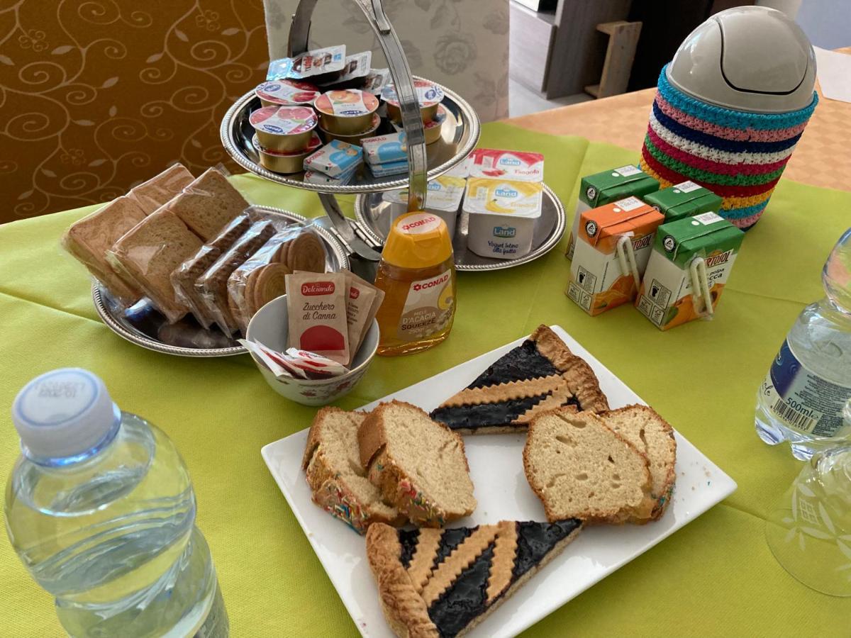 Oasi Dei Deserti - Camera Con Colazione Morciano di Romagna Dış mekan fotoğraf